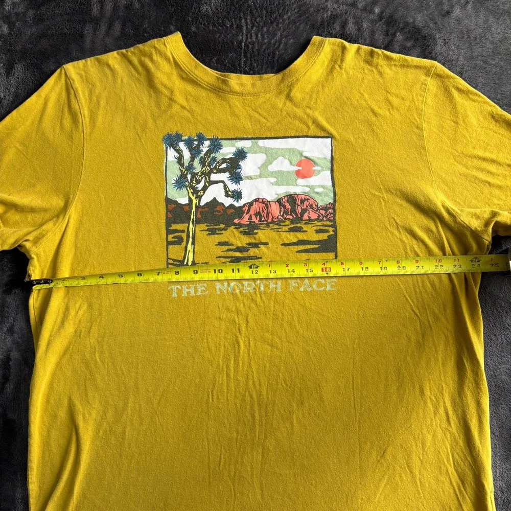 The North Face Mens XXL Yellow Joshua Tree Desert Graphic T-Shirt‎ Short Sleeve